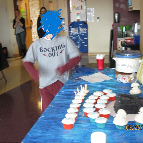 Boys pull on pants - Picture 5 of 7